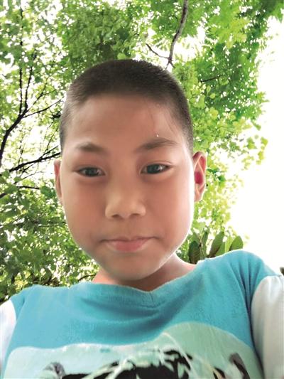 宜昌一少年捡到手机后归还 失主想要当面感谢