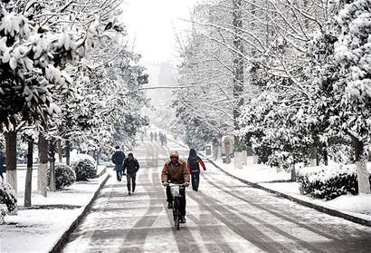 武汉2015第一场雪底啥时候来?