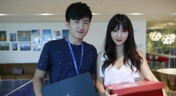 主角是乐天的电影_男主角是快递员的电影_主角是丧尸的电影