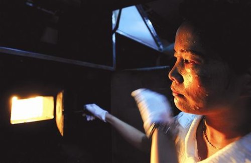 武汉<em>女火化</em>师守护逝者最后尊严 20年无差错记