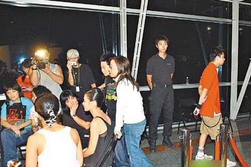 揭秘曾经遭遇黑社会的女明星 惨被非法禁锢_娱