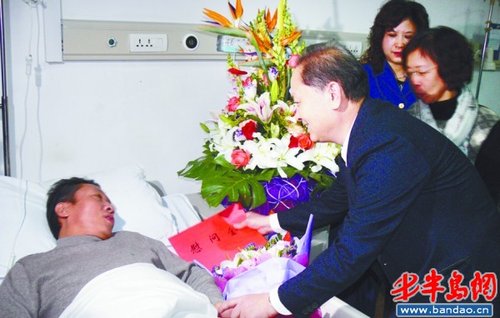 我代表全市人民感谢你