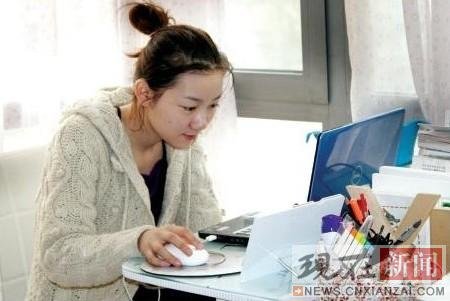 宜昌女孩当裸模蹿红网络 谈入行聊艺术(图)_新