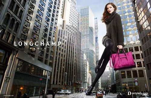 女巨人撞上Longchamp 2013秋冬新款手袋