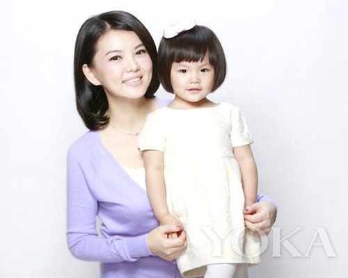 <em>女婴</em>满月发型_满月<em>女婴体重</em>_满月女婴<em>身高</em>_江