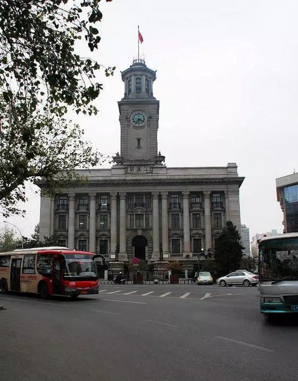 这八条网红马路 撑起了整个武汉的颜值