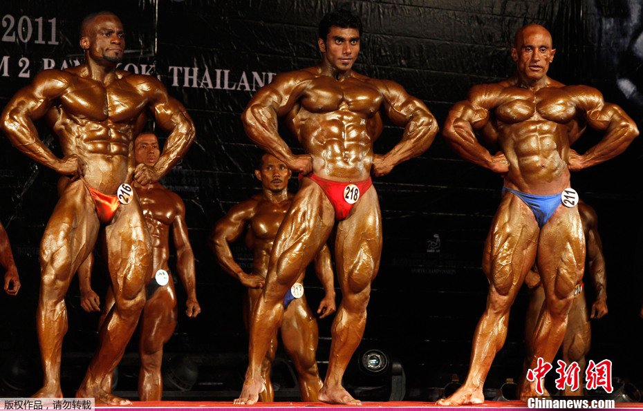 2011亚洲健美锦标赛曼谷举行 肌肉男妖娆女同