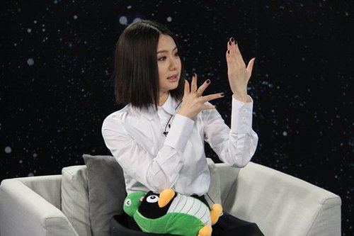 戚薇做客历数后宫 与杨幂唐嫣姐妹情深