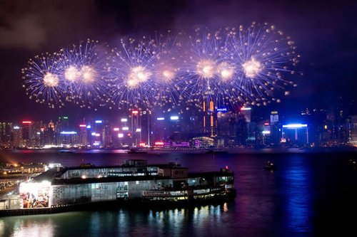 春节香港旅游攻略:观活动,享美食,狂购物