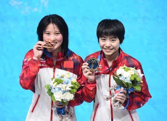 2016年跳水世界杯首日 黄石姑娘刘蕙瑕夺冠(图