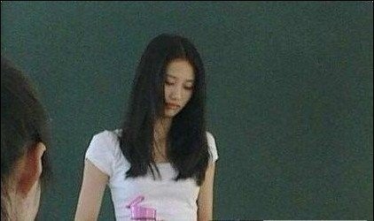 美女教师引围观 广外神仙姐姐秒杀众网友