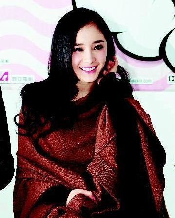 杨幂谈威幂恋:我会为刘恺威学粤语(图)