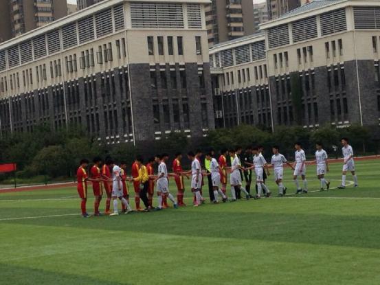 湖北省青少年足球中学生联赛在黄石十六中举行