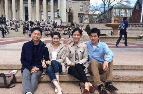 奶茶<em>妹</em>并非正牌<em>哥</em>大学生 最新情侣生活照曝光