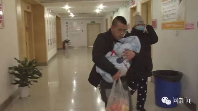 39岁高龄产妇生二胎 为赶政策延迟7天生子