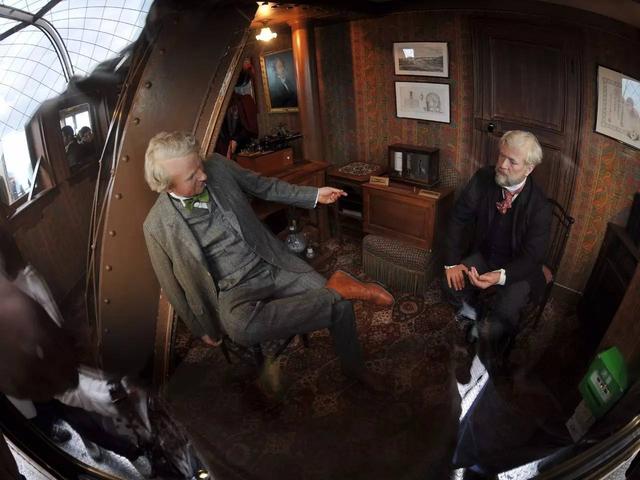 艾菲尔铁塔上 竟然还有一间秘密公寓