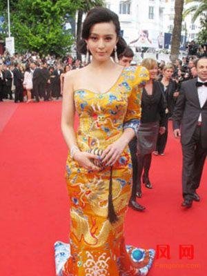 <em>吴尊</em>已婚当爸<em>老婆</em>林丽莹曝光 明星隐婚内幕_大