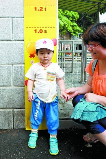武汉多数景点违规收取儿童票 国家规定成空文