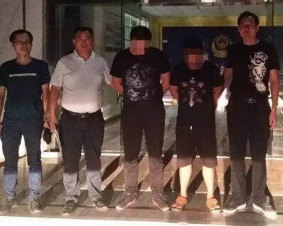 黄冈警方一天内破获2起吸毒案 抓获4名违法人员
