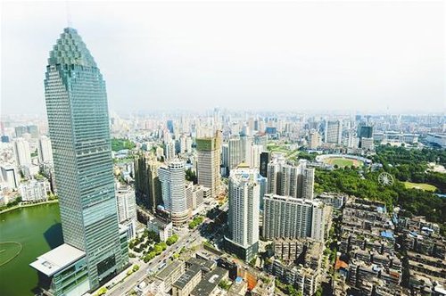 武汉在建高楼排全国第五 20座摩天大楼引领地