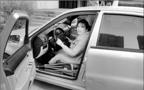 残疾人是否能开出租车 市民意见不一