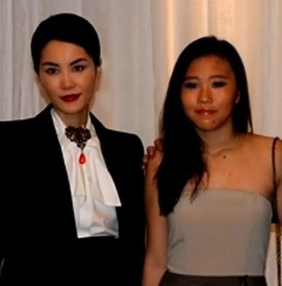 <em>王菲女儿</em>窦靖童低调发新歌 将在iTunes上架_大
