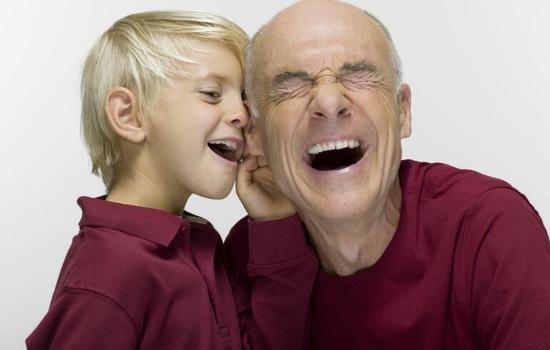 男人肾气不足 这样捏耳朵最能补