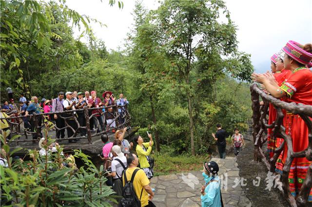 太阳河乡与台湾嘉义县阿里山乡缔结兄弟乡镇