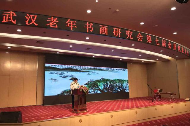 �人�����黭�о������30��������黭չ����