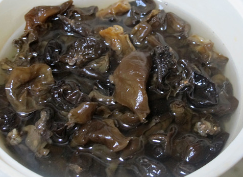 4分钟教你快速泡发木耳_大楚网_腾讯网