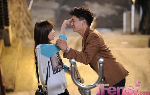 池城崔江熙打情骂俏