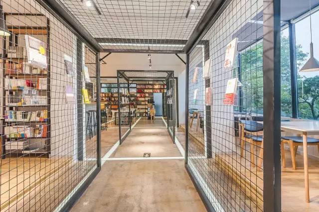 全国 17 家可以过夜的人文书店 你想不想睡?