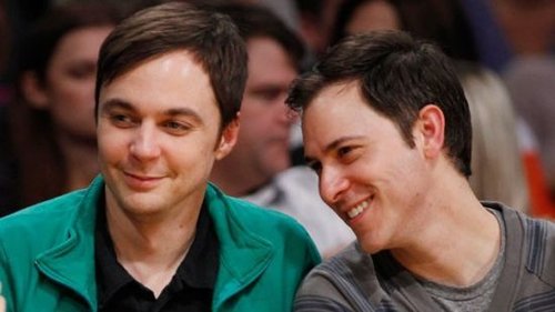 谢耳朵与男友合作 当制片人开发《神童》新剧_大楚网_腾讯网