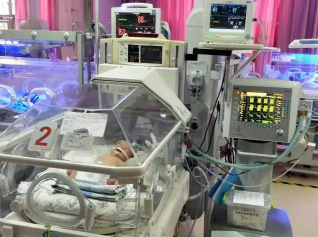 荆门市第二人民医新生儿科190小时点亮生命之