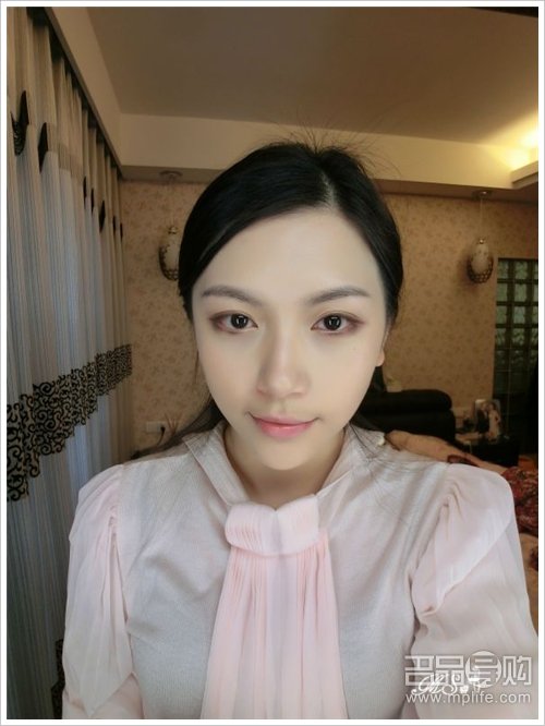 大美妞达人手把手教你画超无辜大眼妆