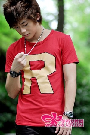 快男武艺_快男武艺收入