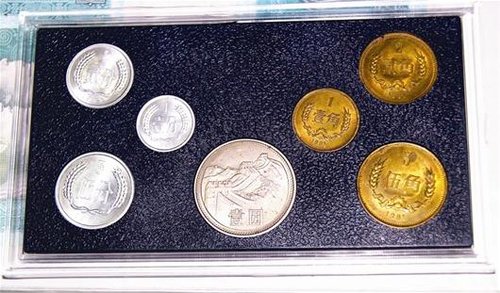 1分硬币值2000 武汉硬币收藏行情节节看涨(图