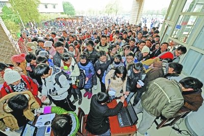 史上最严考研现场记录 一个考场N套试卷