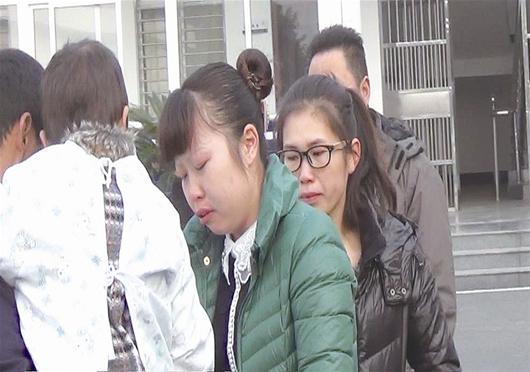 男子被说教迁怒两岁女儿 奔波400公里将其遗弃