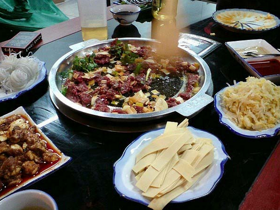 在武汉只有100块钱 照样可以吃高大上的餐厅