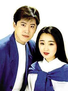 <em>杨钰莹毛宁</em>老友相见相拥飙泪 金童玉女再携手