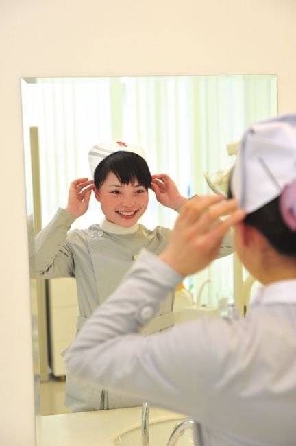 <em>四川最美女护士</em>出炉 女博士护士长呼声最高(组