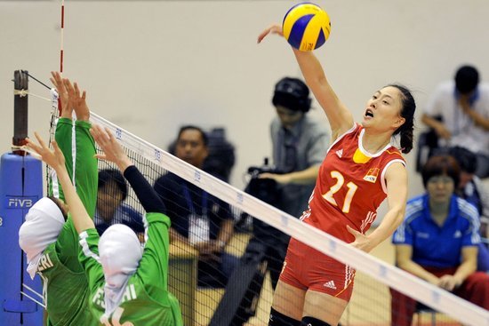 女排亚锦赛中国3-0伊朗开门红 郎平取第20胜