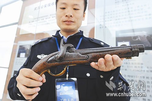首个中国警用枪械博物馆武汉开馆_腾讯·大楚