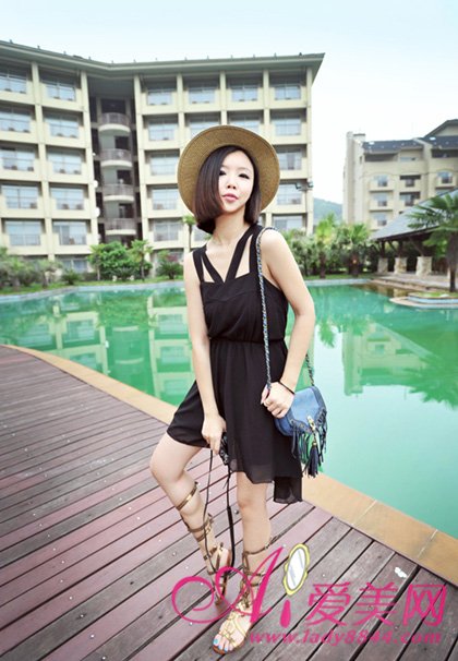 <em>吹裙子</em>今夏流行性感的<em>女生裙装</em>_雪纺裙vtf9_新