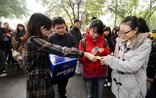 中国各省避孕套使用排行:湖北年用7亿只排第三