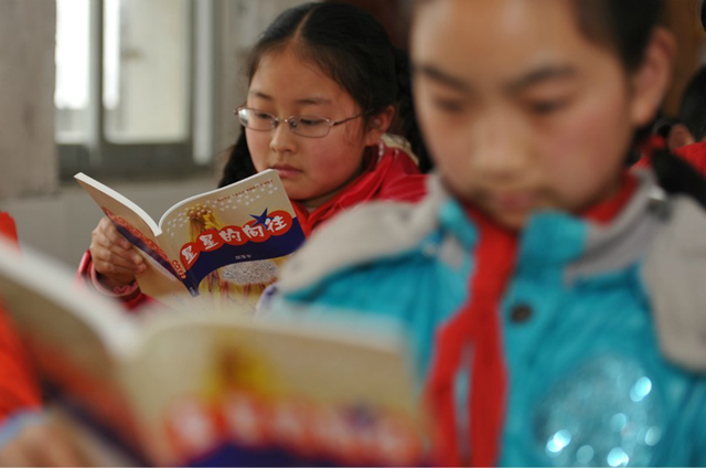 潜江高中生作文集被列为湖北中小学教学用书
