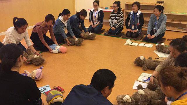 费用高昂托育服务不足 武汉创业者希望早教亲