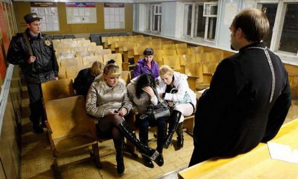 <em>俄罗斯</em>夜晚的<em>站街</em>女