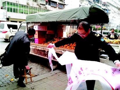 铁帚清扫假药游医 执法部门:投诉必定回复